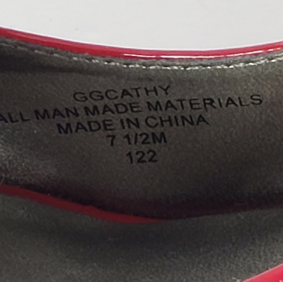 G by Guess Heels - Picture 6 of 6